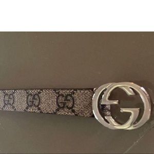 Authentic gucci belt